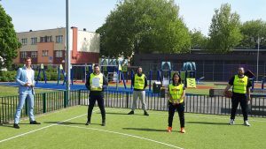 Corona sport Den Haag; deelnemers houden 1,5 meter afstand
